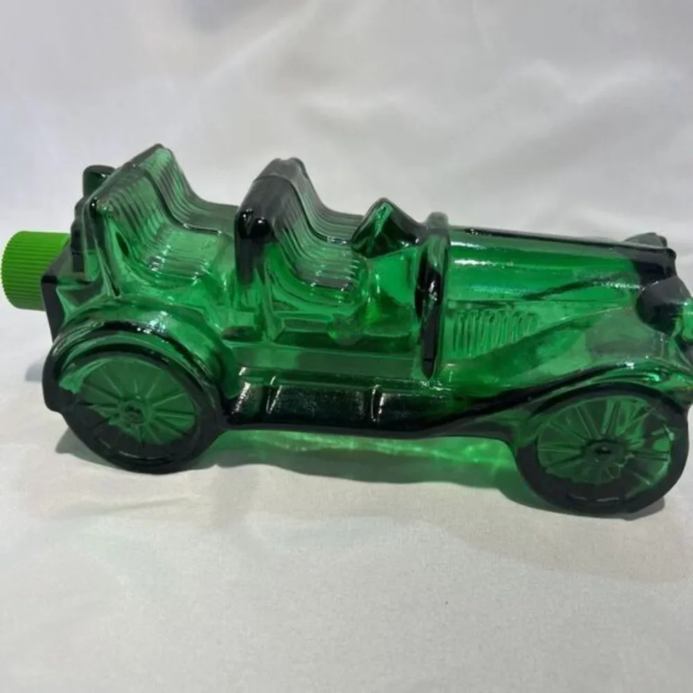 Vintage Avon Cadillac Car‎ Wild Country Cologne Decanter